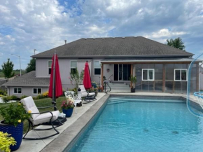 Golden Blossom Getaway with Salt Water Pool! Dog Friendly! home
